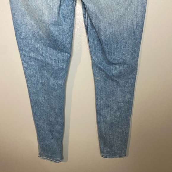 Lovers and Friends Mid Rise Ricky Jean in Bowen - Picture 9 of 13